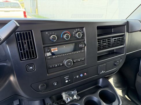New 2026 Chevrolet Express 4500 w/ Power Convenience Package RWD image 17