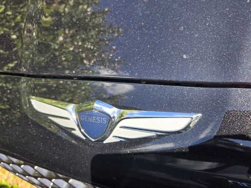 Used 2023 Genesis G70 2.0T w/ Sport Prestige Package RWD image 10