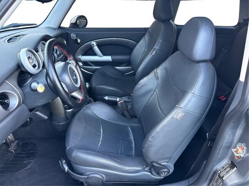 Used 2004 MINI Cooper S FWD image 9