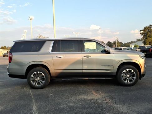 New 2026 Chevrolet Suburban LS w/ Max Trailering Package image 7