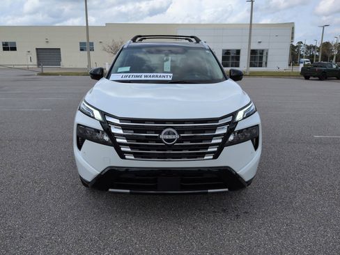 New 2026 Nissan Rogue Platinum image 10