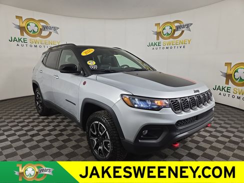 Used 2025 Jeep Compass Trailhawk w/ Sun & Sound Group image 1
