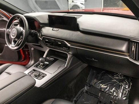 Used 2025 MAZDA CX-90 Plug-In Hybrid w/ Premium Plus image 33