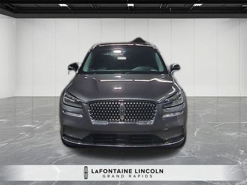 Used 2022 Lincoln Corsair Reserve w/ Equipment Group 201A image 8