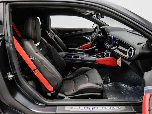 Used 2024 Chevrolet Camaro ZL1 RWD image 61