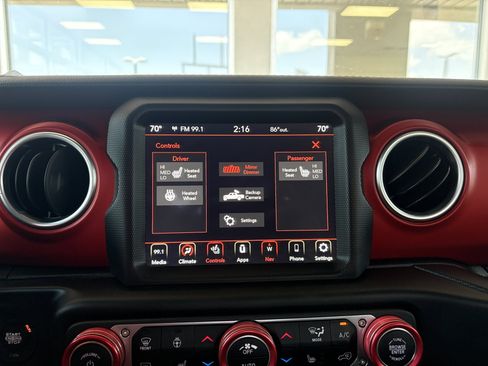 Used 2020 Jeep Gladiator Rubicon AWD/4WD image 31