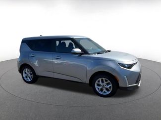 Used 2025 Kia Soul LX w/ LX Technology Package video 2