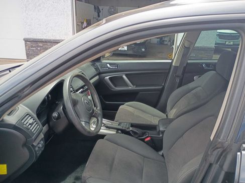 Used 2009 Subaru Outback 2.5i Special Edition AWD/4WD image 9