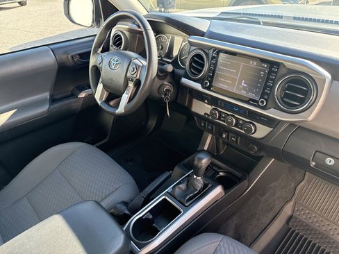 Used 2022 Toyota Tacoma SR5 image 17