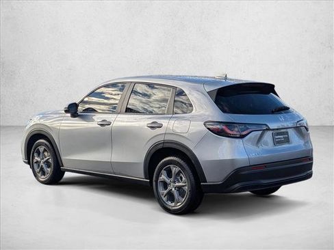 New 2026 Honda HR-V LX image 8