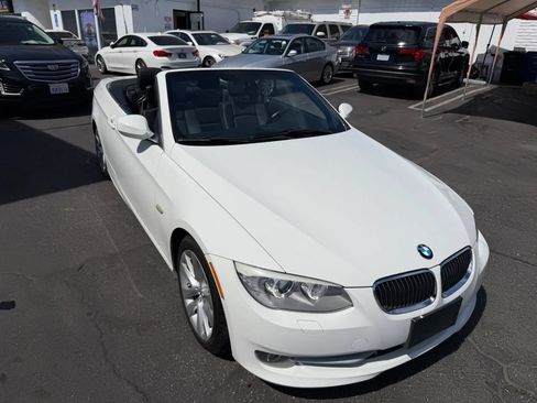 Used 2013 BMW 328i Convertible RWD image 11