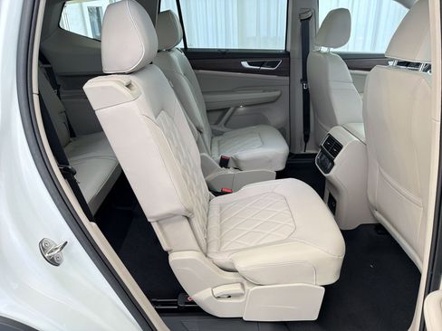 New 2026 Volkswagen Atlas SEL Premium R-Line image 30