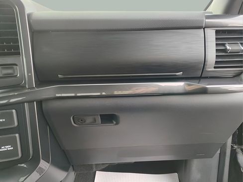 Certified 2022 Ford F150 XLT w/ Equipment Group 302A High image 31