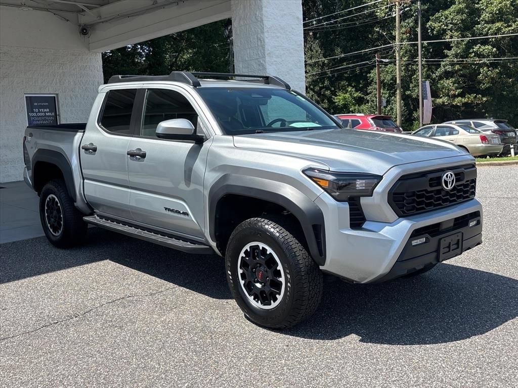 Used 2024 Toyota Tacoma TRD Off-Road AWD/4WD image 21