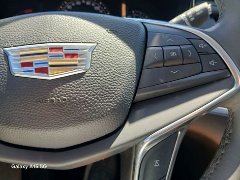 Used 2017 Cadillac XT5 Luxury w/ Driver Awareness Package image 29