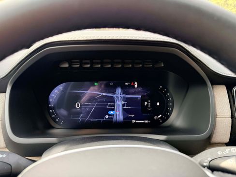 New 2026 Volvo XC90 B6 Plus w/ Protection Package Premier image 21