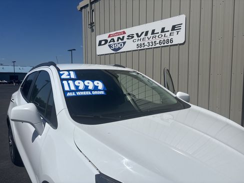 Used 2021 Buick Encore Preferred AWD/4WD image 3