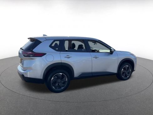 Used 2025 Nissan Rogue SV AWD/4WD image 15
