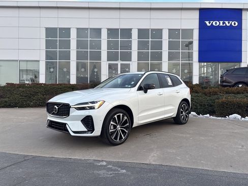 Certified 2025 Volvo XC60 B5 Plus image 48