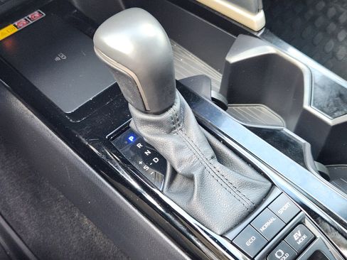 Used 2025 Toyota Camry XSE w/ Premium Package image 20