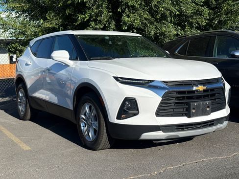 Used 2021 Chevrolet Blazer LT AWD/4WD image 3