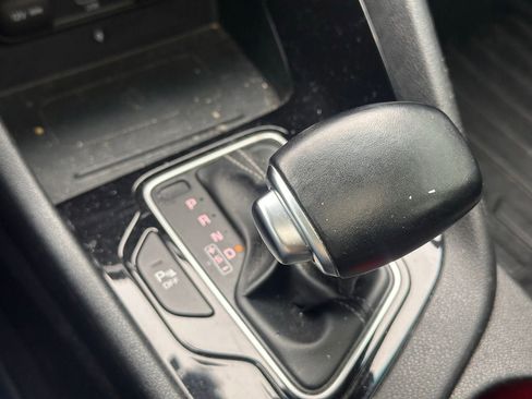 Used 2021 Kia Niro EX Premium image 37