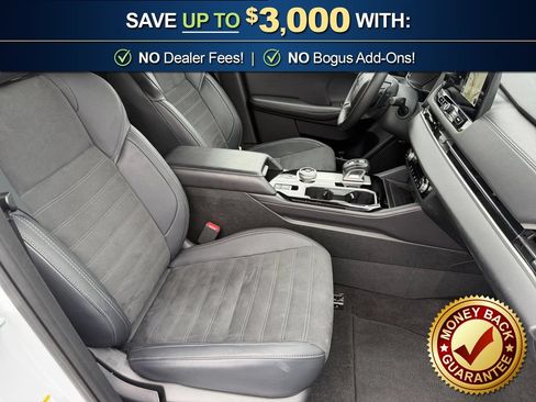 Used 2025 Mitsubishi Outlander SE AWD/4WD image 24