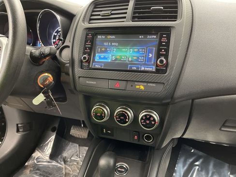 Used 2024 Mitsubishi Outlander Sport ES image 16