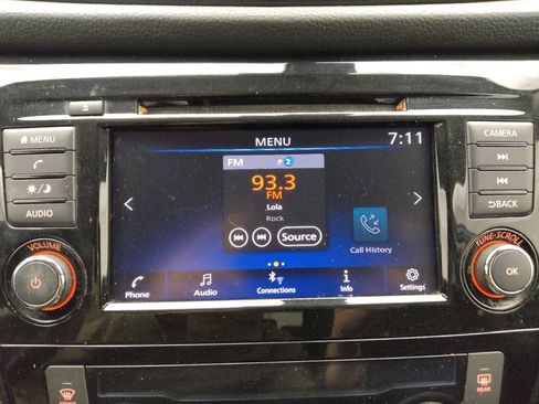 Used 2020 Nissan Rogue SV AWD/4WD image 25