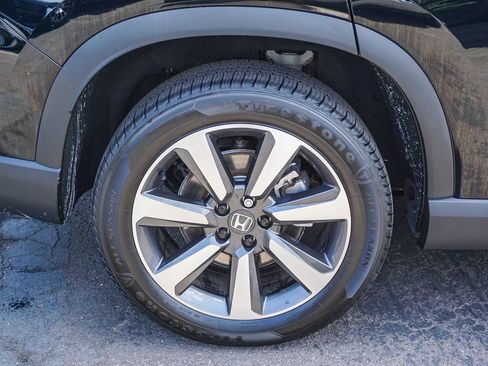 Used 2023 Honda Pilot Elite image 9