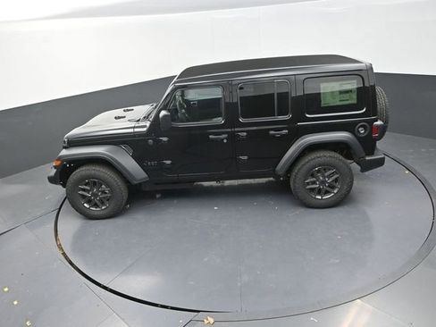 New 2026 Jeep Wrangler Unlimited Sport AWD/4WD image 15