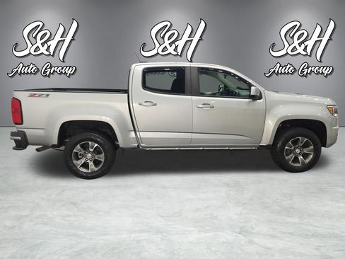 Used 2019 Chevrolet Colorado Z71 AWD/4WD image 3