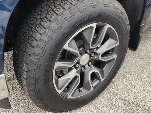 Used 2023 Chevrolet Silverado 1500 LT image 10