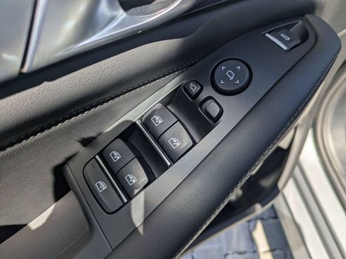 Certified 2026 BMW X5 xDrive40i AWD/4WD image 13