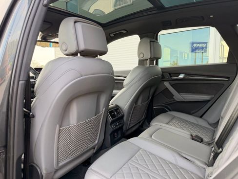 Used 2018 Audi SQ5 Prestige AWD/4WD image 18