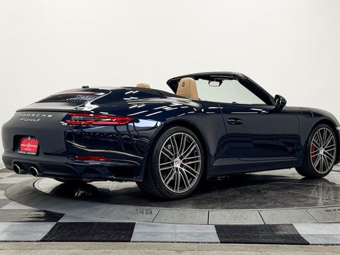 Used 2018 Porsche 911 Carrera S RWD image 9