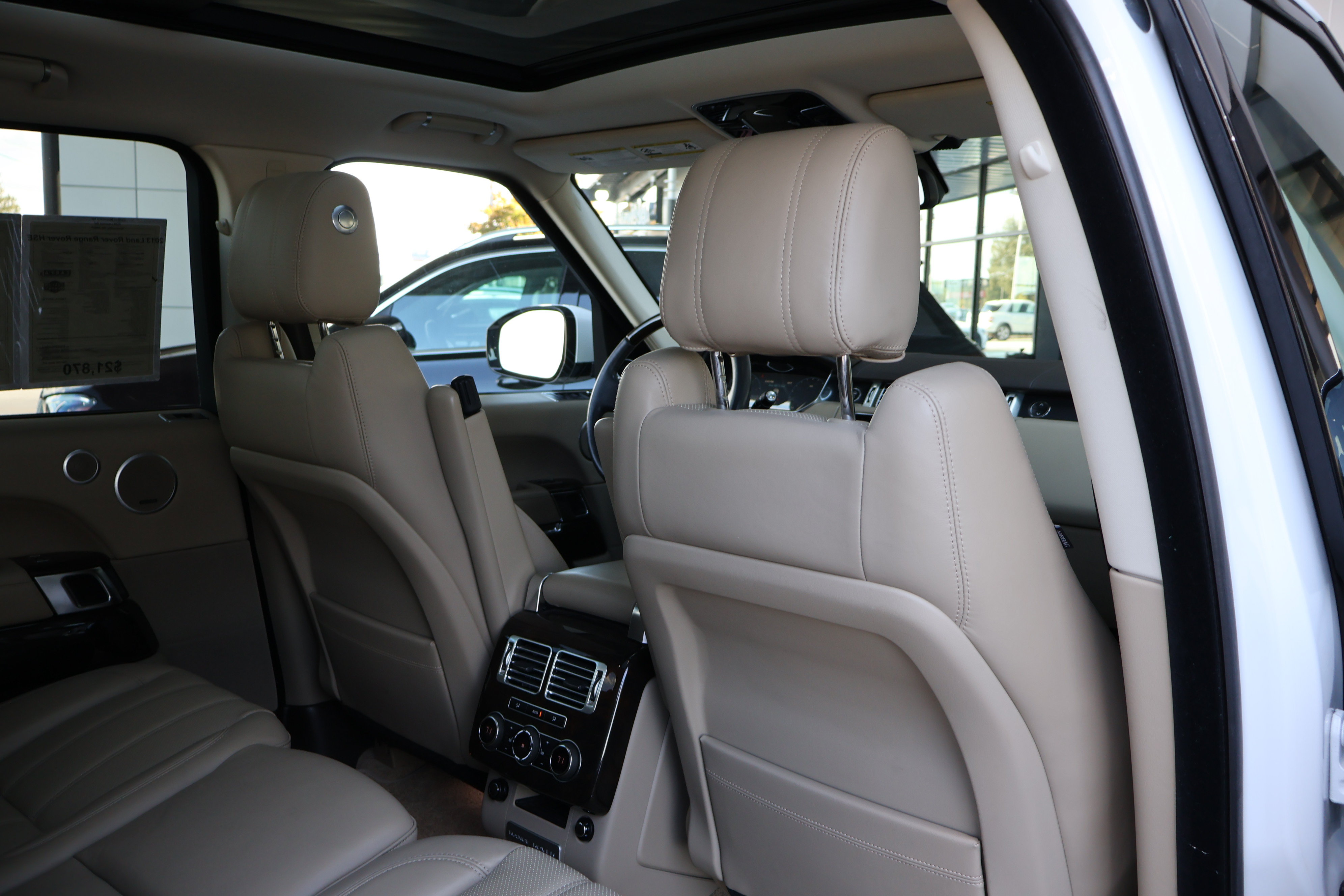 Used 2013 Land Rover Range Rover HSE AWD/4WD image 27