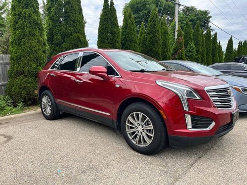 Used 2019 Cadillac XT5 Luxury FWD image 2