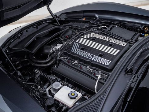 Used 2017 Chevrolet Corvette Z06 w/ Battery Protection Package image 32