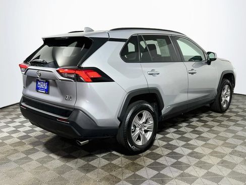 Certified 2025 Toyota RAV4 XLE AWD/4WD image 7