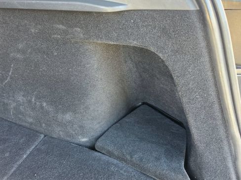 Used 2023 Tesla Model Y Long Range AWD/4WD image 60