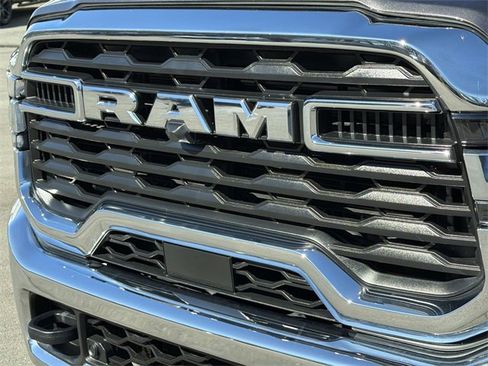 Used 2025 RAM 2500 Big Horn image 16