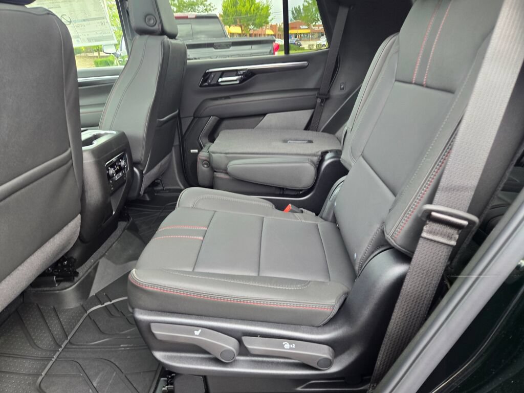 New 2026 Chevrolet Tahoe RST w/ RST Capability Package AWD/4WD image 18