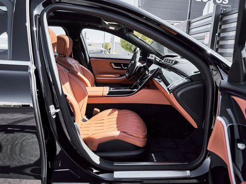 Used 2024 Mercedes-Benz S 63 AMG S image 24