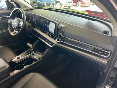 Certified 2024 Kia Sportage EX FWD image 21