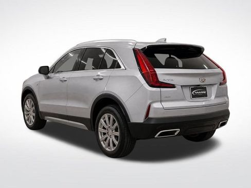 Used 2025 Cadillac XT4 Premium Luxury FWD image 6
