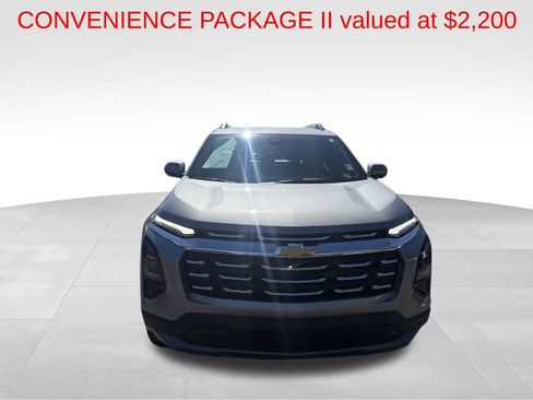 Used 2025 Chevrolet Equinox LT w/ Convenience Package II FWD image 5