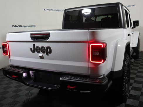 Used 2020 Jeep Gladiator Rubicon image 6