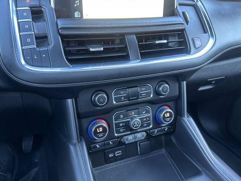 Used 2022 Chevrolet Tahoe Z71 w/ Off-Road Capability Package image 28