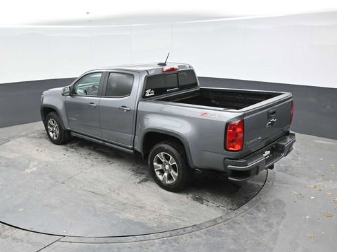 Used 2018 Chevrolet Colorado Z71 AWD/4WD image 12